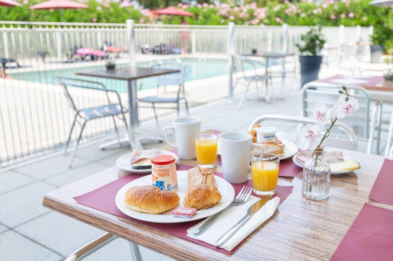 Comfort Aparthotel Cannes Mandelieu Bagian luar foto