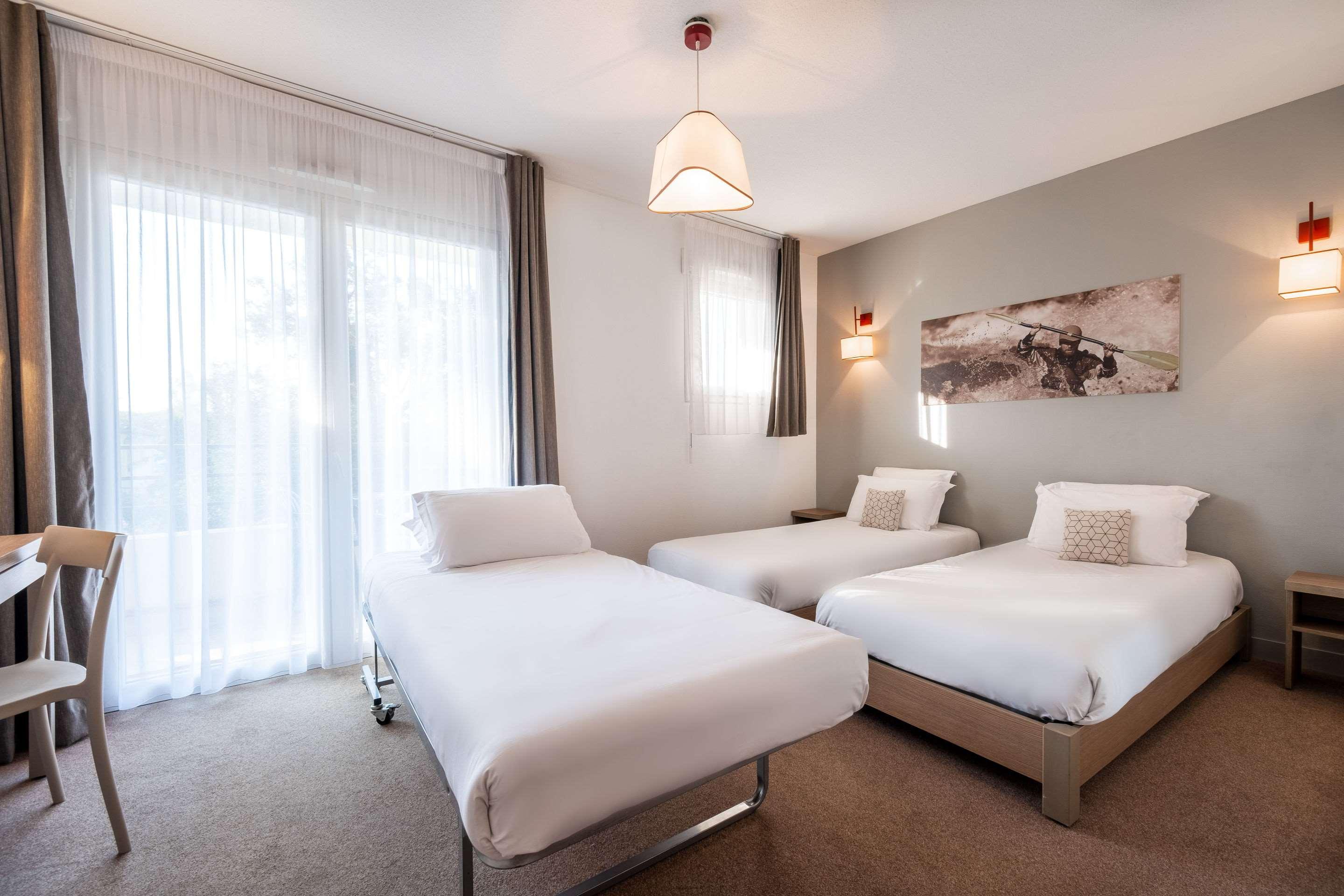 Comfort Aparthotel Cannes Mandelieu Bagian luar foto