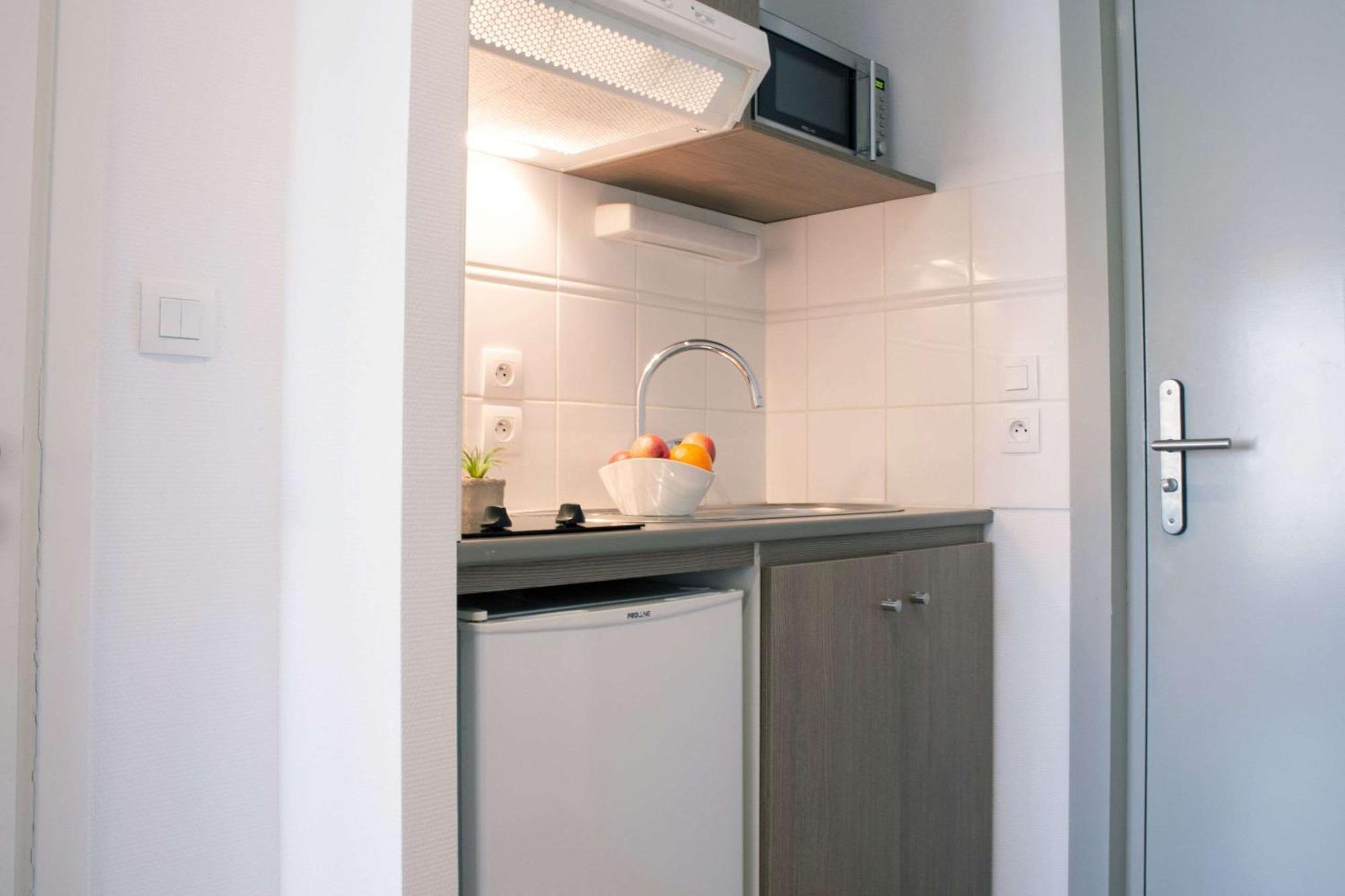 Comfort Aparthotel Cannes Mandelieu Bagian luar foto